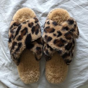 Fluffy Cheetah Print Slippers